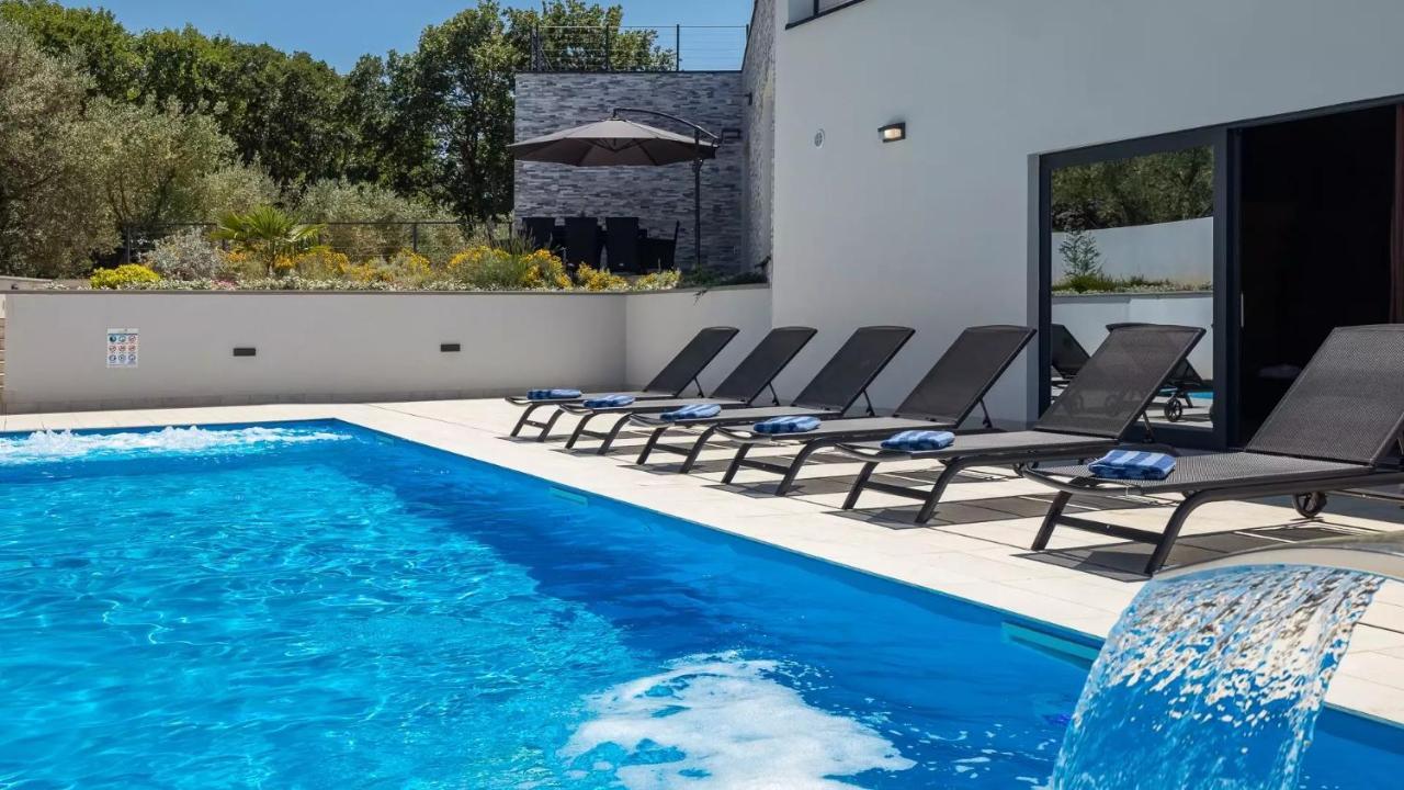 Luxury Villa Subventus Bajcici Exteriör bild