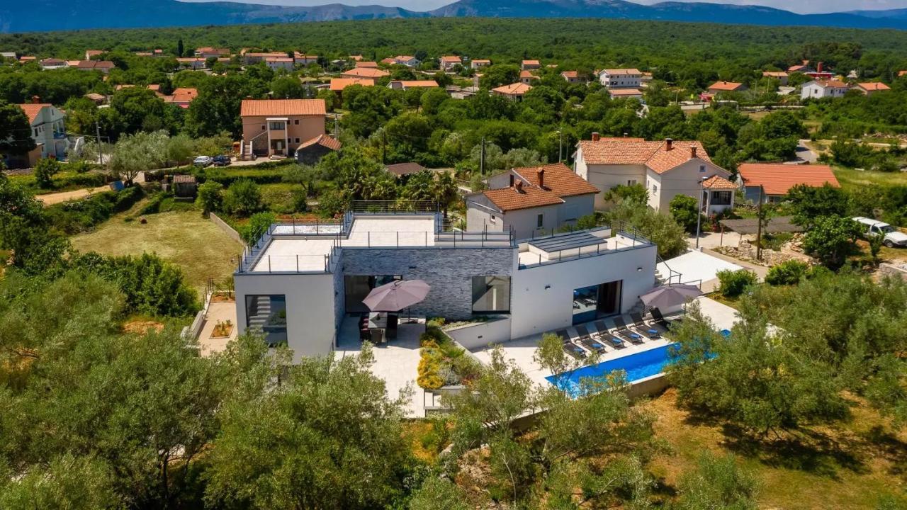 Luxury Villa Subventus Bajcici Exteriör bild